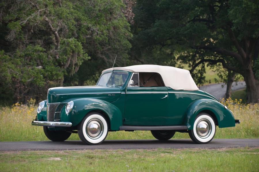  Ford DeLuxe Convertible Coupe 1940 года  (фото 42 из 80)
